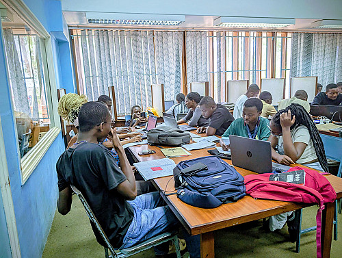 Tee-off for MUBAS Endowment Fund