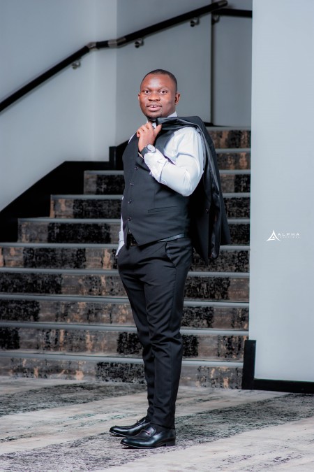 Meet the KUHeS logo designer!