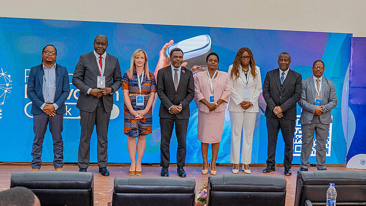 The VC, DVC and guest speakers being welcomed at the 2025 Research and Innovation week