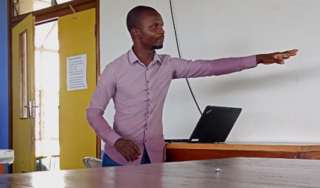 Poly holds business mentorship seminar